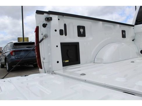 Used 2024 Ford F150 Lariat w/ FX4 Off-Road Package AWD/4WD image 16