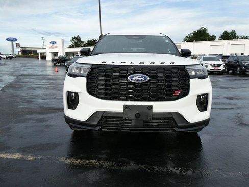 New 2026 Ford Explorer ST w/ Sun And Sound Package AWD/4WD image 9
