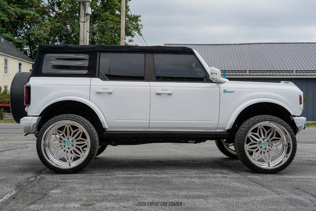 Used 2022 Ford Bronco Badlands AWD/4WD image 9