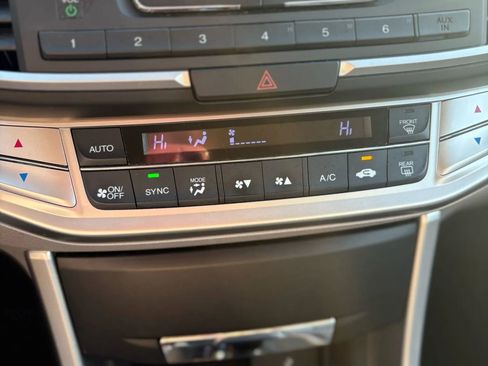 Used 2014 Honda Accord LX image 42