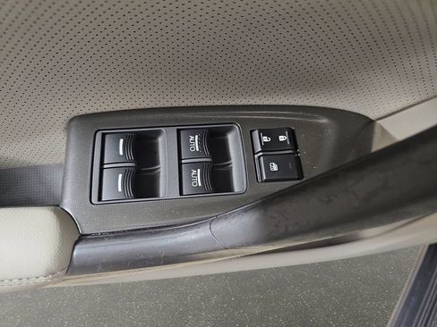 Used 2011 Acura TSX Sedan FWD image 30