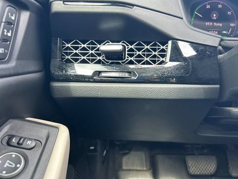 Used 2023 Honda Accord EX-L image 31