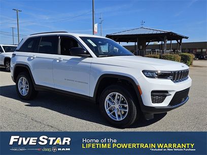 New 2025 Jeep Grand Cherokee Laredo X