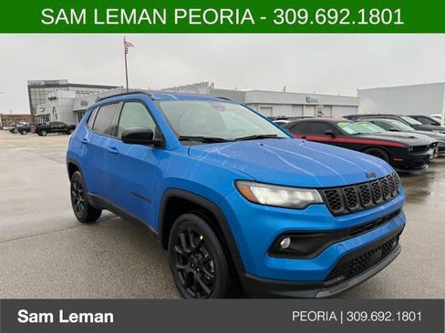 New 2026 Jeep Compass Latitude image 2