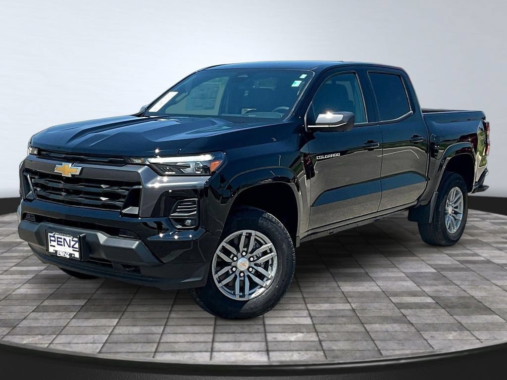 New 2026 Chevrolet Colorado LT w/ LT Convenience Package AWD/4WD image 1