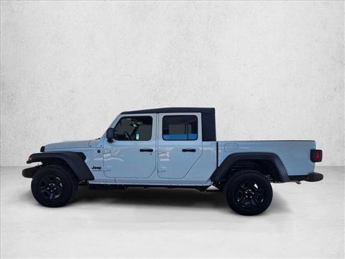 New 2026 Jeep Gladiator Sport image 5