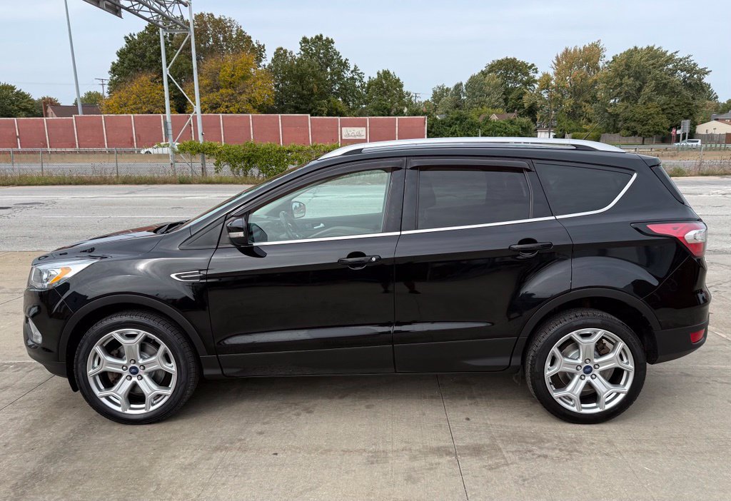 Used 2017 Ford Escape Titanium AWD/4WD image 11