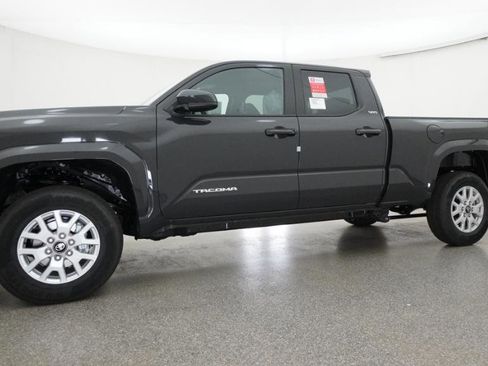 New 2026 Toyota Tacoma SR5 RWD image 16