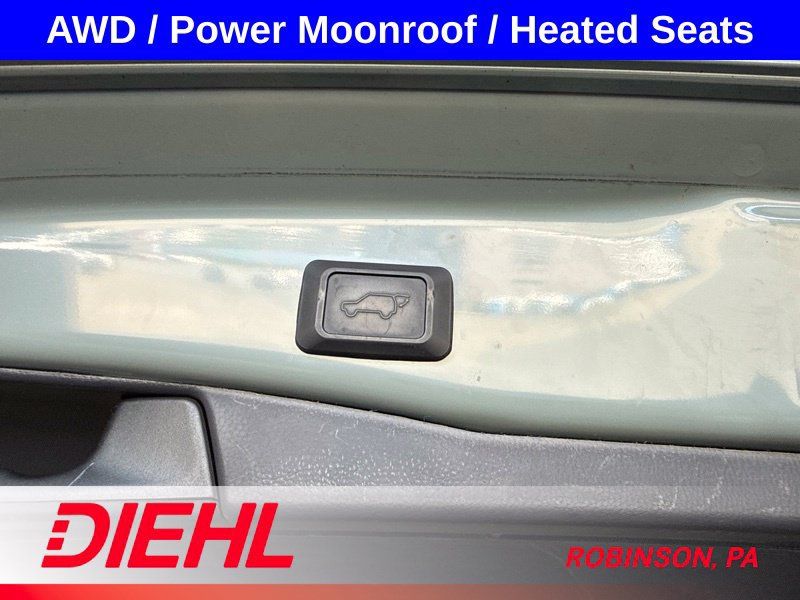 Used 2021 Toyota RAV4 XLE w/ Convenience Package AWD/4WD image 10