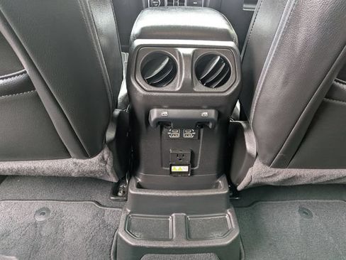 Used 2022 Jeep Wrangler Unlimited Sahara w/ LED Lighting Group AWD/4WD image 12