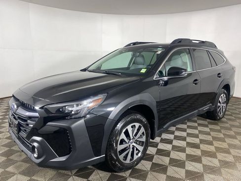 Certified 2025 Subaru Outback Premium AWD/4WD image 14
