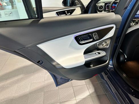 Used 2024 Mercedes-Benz C 300 4MATIC Sedan image 32