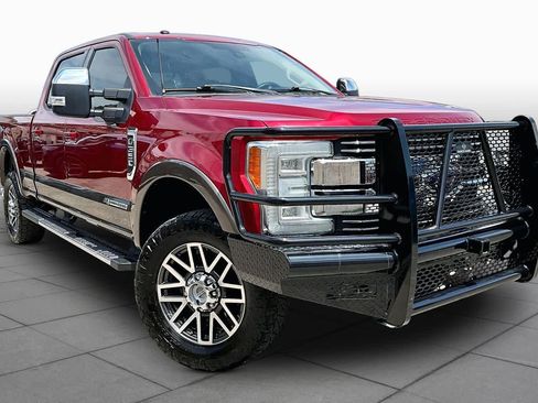 Used 2017 Ford F350 Lariat w/ Lariat Ultimate Package AWD/4WD image 5