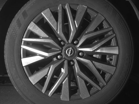 Used 2025 Nissan Altima 2.5 SV image 13