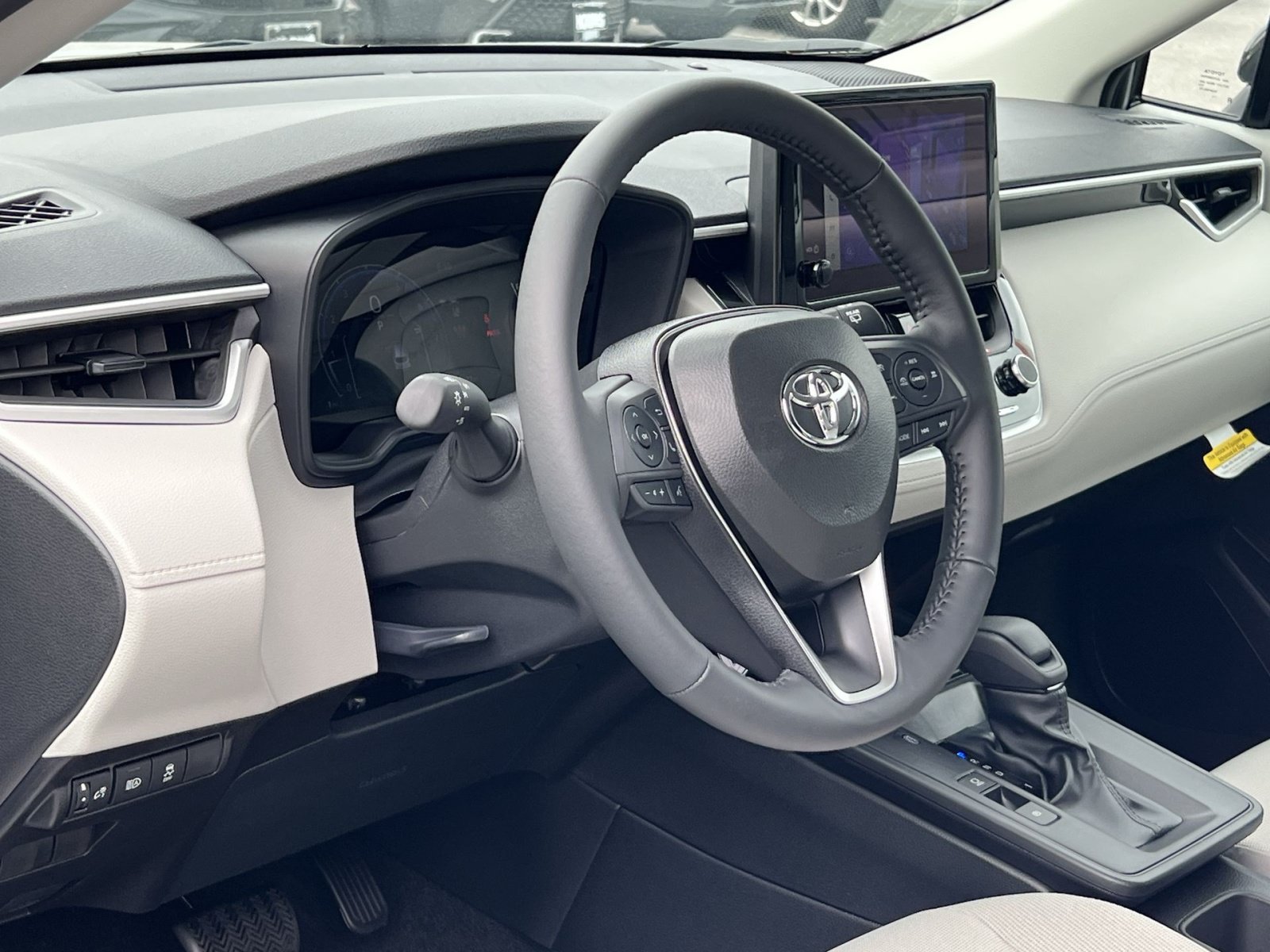 New 2026 Toyota Corolla Cross LE w/ Moonroof Package AWD/4WD image 11