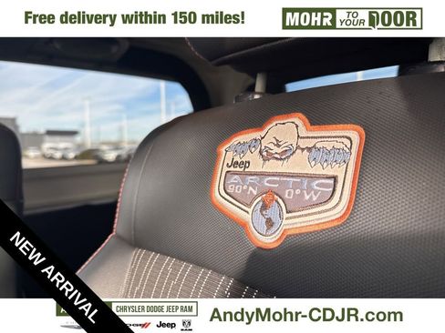 Used 2012 Jeep Wrangler Sahara image 11