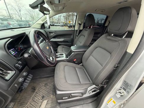 Used 2020 Chevrolet Colorado LT w/ Redline Special Edition image 22