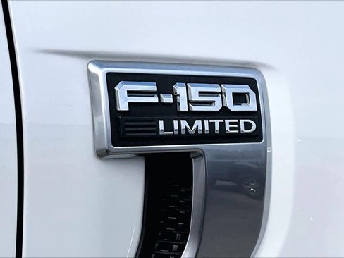 Used 2022 Ford F150 Limited image 9