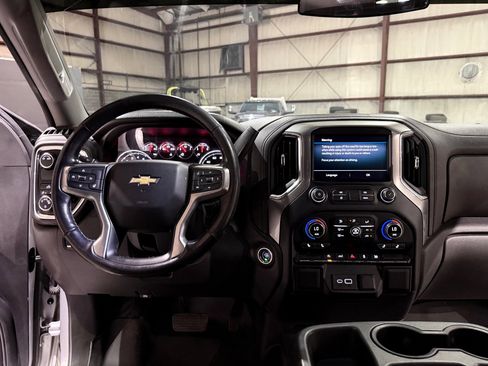 Used 2020 Chevrolet Silverado 1500 LT w/ Texas Edition image 26