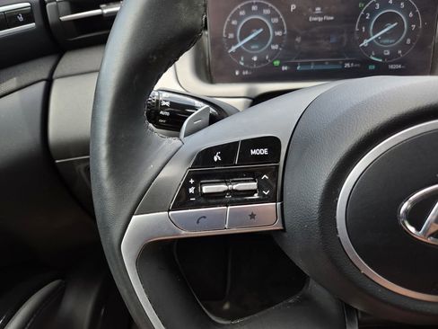 Certified 2024 Hyundai Tucson Limited AWD/4WD image 25