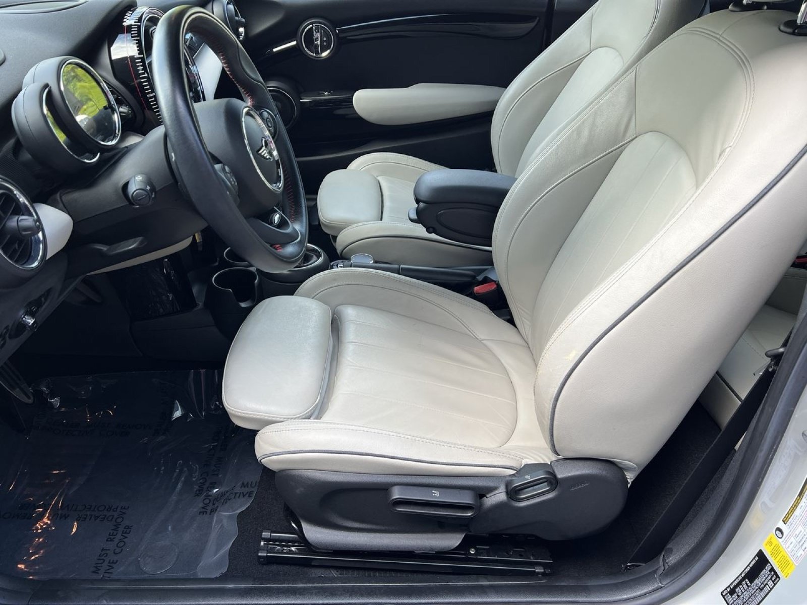 Used 2019 MINI Cooper John Cooper Works FWD image 10