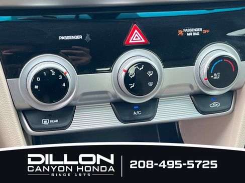 Used 2019 Hyundai Elantra SEL FWD image 19