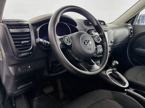 Used 2019 Kia Soul + FWD image 20