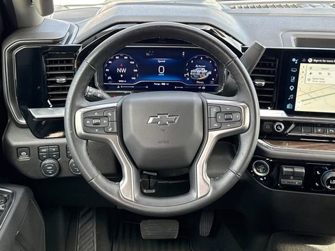 Used 2025 Chevrolet Silverado 2500 LT w/ Trail Boss Package AWD/4WD image 16