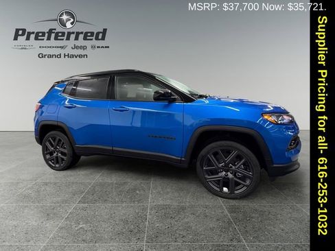 New 2026 Jeep Compass Limited image 8