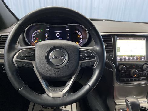 Used 2018 Jeep Grand Cherokee Limited image 20