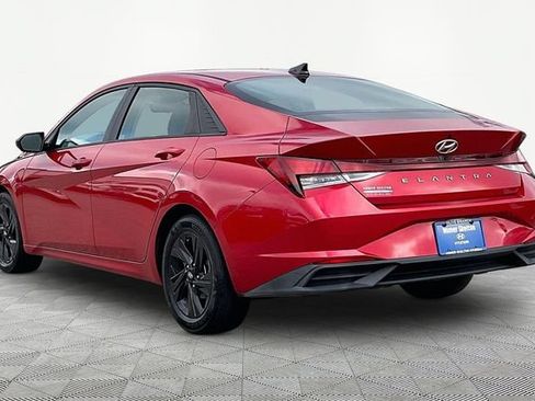 Certified 2021 Hyundai Elantra SEL FWD image 14