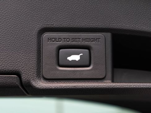 Certified 2025 Acura RDX SH-AWD w/ Technology Package image 47