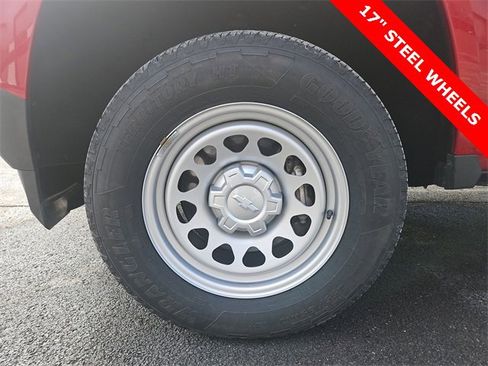 Used 2023 Chevrolet Colorado W/T image 32