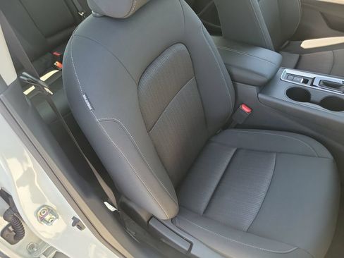 New 2026 Nissan Altima 2.5 SV AWD/4WD image 12