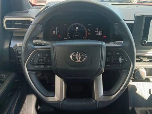 Used 2025 Toyota 4Runner SR5 image 15