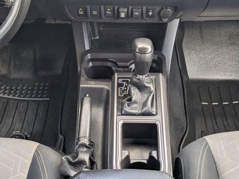 Used 2021 Toyota Tacoma TRD Sport w/ Technology Package RWD image 20