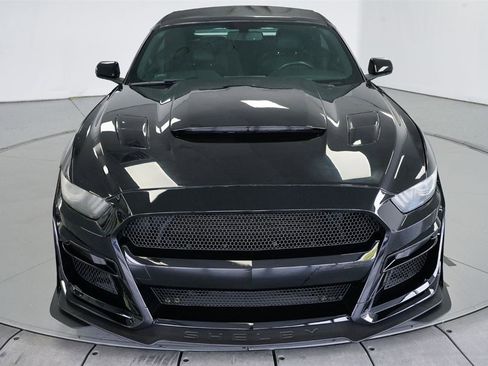 Used 2017 Ford Mustang Premium image 3