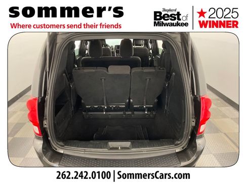 Used 2018 Dodge Grand Caravan SE image 20