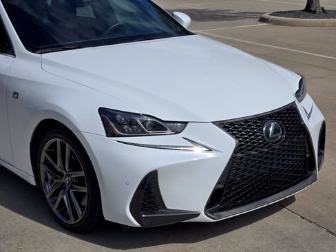 Used 2020 Lexus IS 350 F Sport w/ F Sport Package AWD/4WD image 9