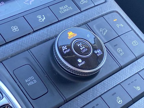 Used 2023 Hyundai Palisade Limited image 25