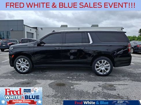 Used 2021 Chevrolet Suburban High Country AWD/4WD image 6