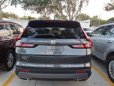 Used 2024 Honda CR-V Sport-L image 10