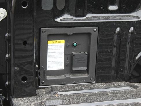 New 2025 Ford F150 XLT w/ Equipment Group 302A MID image 19