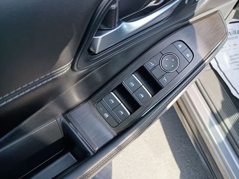 Certified 2025 Nissan Rogue SL w/ SL Premium Package image 19