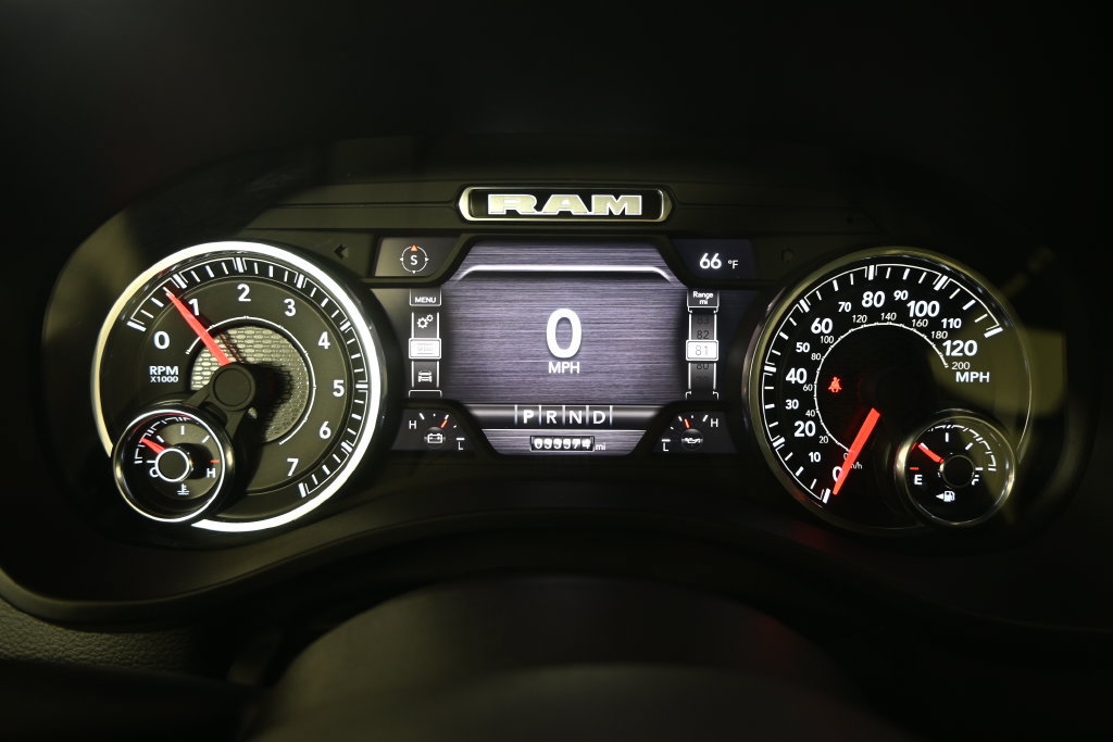 Used 2023 RAM 1500 Laramie AWD/4WD image 25