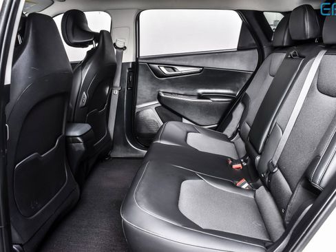 Used 2024 Kia EV6 Light image 19