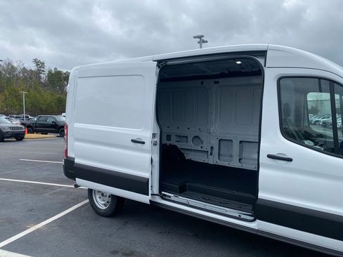 New 2026 Ford Transit 250 Base image 30