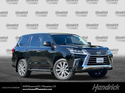 Used 2017 Lexus LX 570 4WD w/ Luxury Package