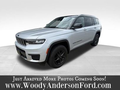 Used 2023 Jeep Grand Cherokee L Laredo