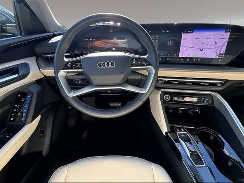 Used 2025 Audi Q5 Premium w/ Convenience Package AWD/4WD image 8